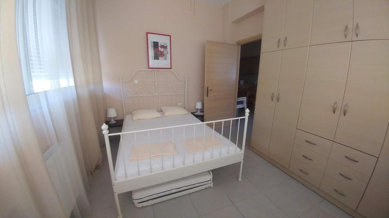Family Apartment Дервенион Экстерьер фото