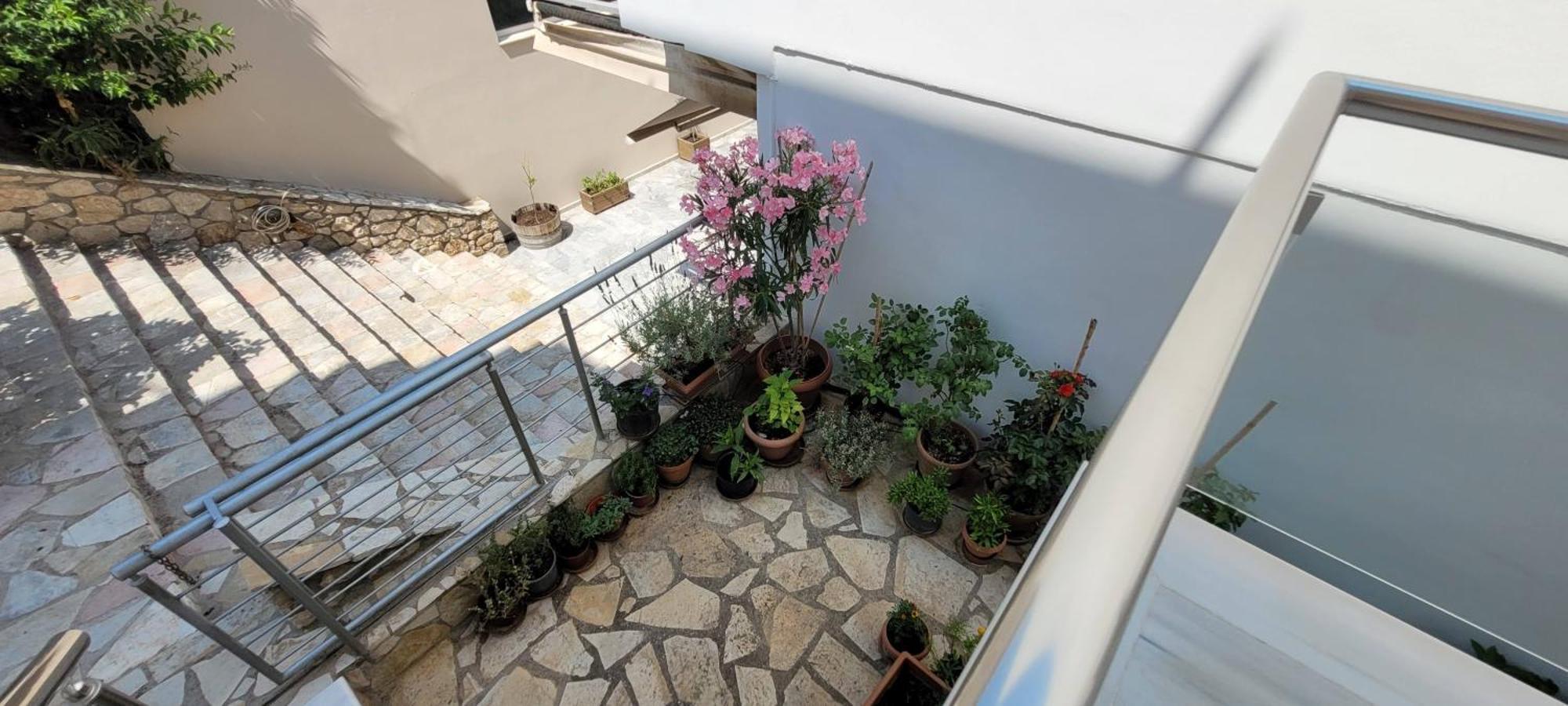 Family Apartment Дервенион Экстерьер фото
