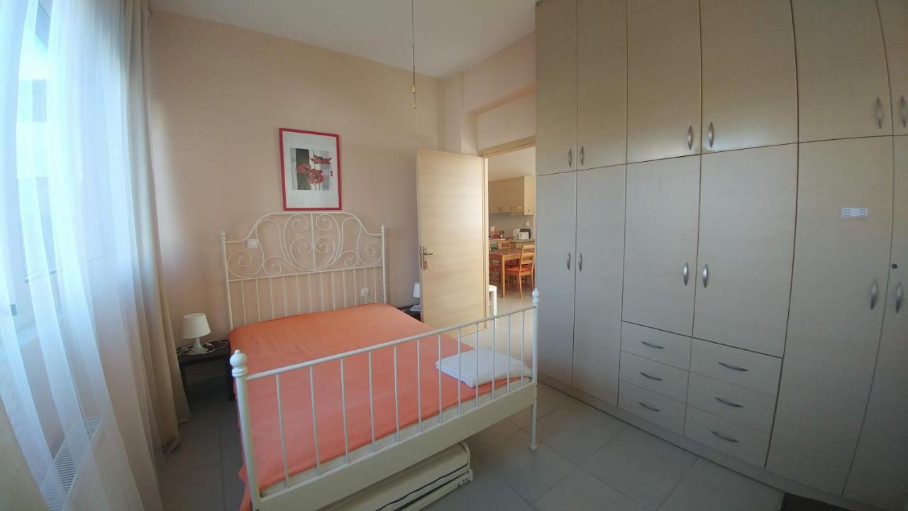 Family Apartment Дервенион Экстерьер фото